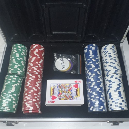 200 poker chip set with - 200,