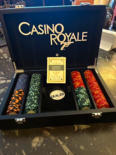 Casino royale 007 - royale, poker